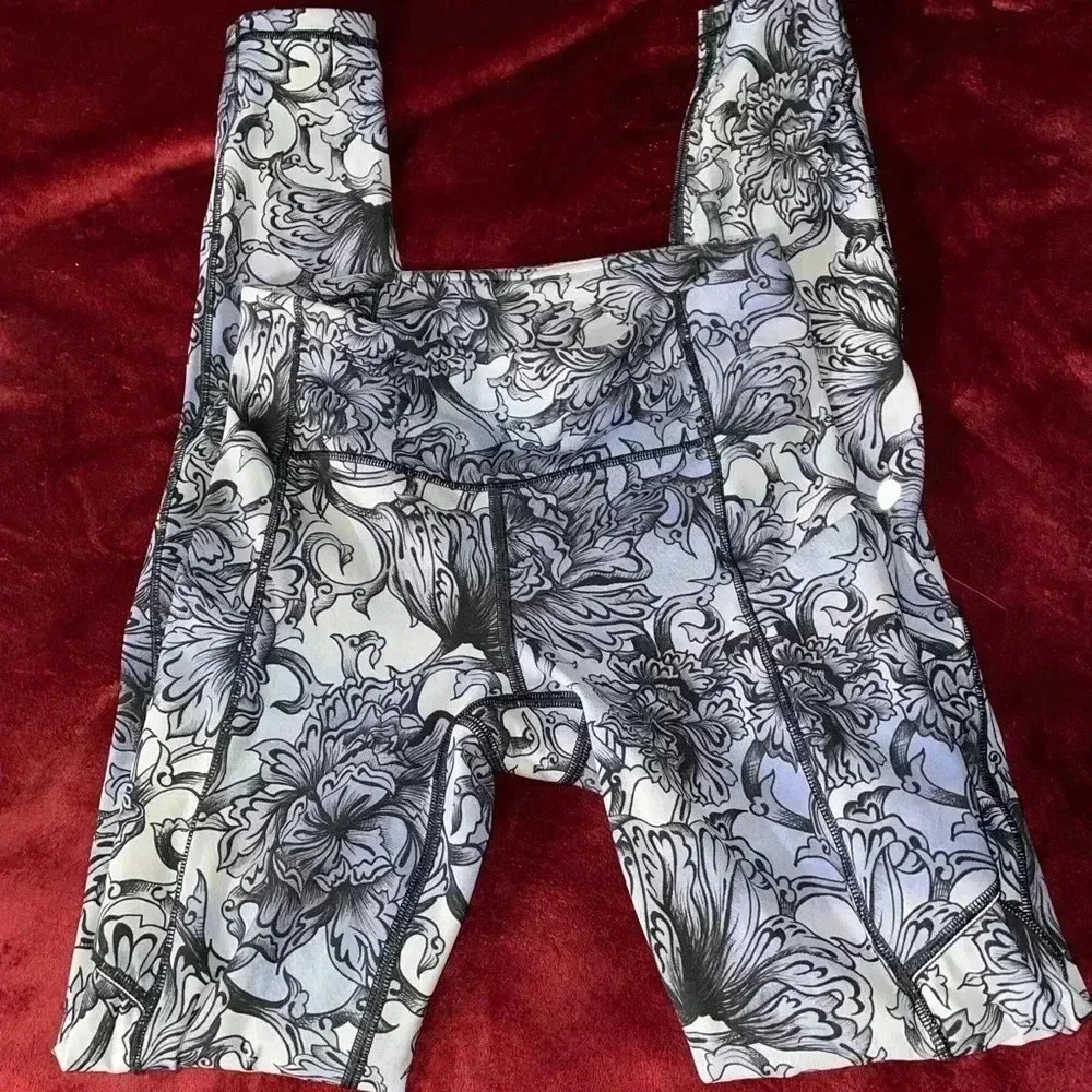 Lululemon speed up tights 28